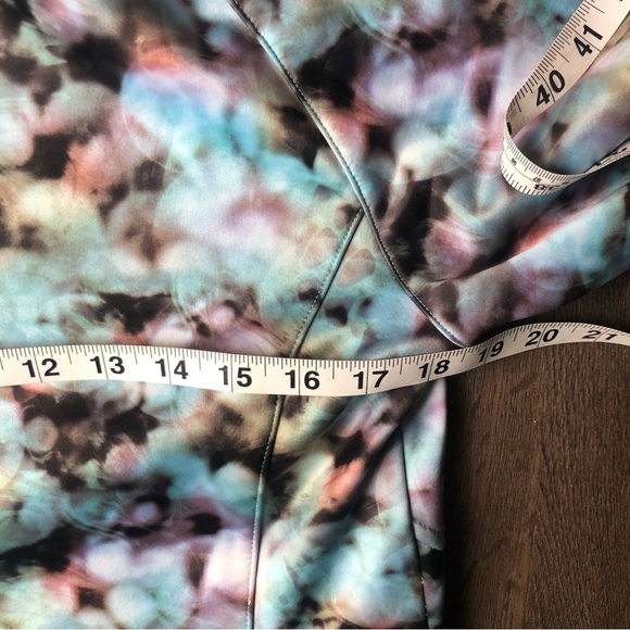 Under Armour Jacket Women’s Small Coldgear Storm Infrared Full Zip Hooded Bubble - Picture 9 of 10